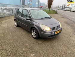 Grijs Gebruikt 2006 Renault Scénic II Expression MPV | € 1.200 (Eerlijke prijs)