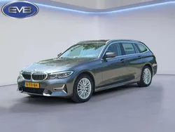Grijs Gebruikt 2022 BMW 318 Stationwagen | € 28.345 (Eerlijke prijs)