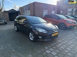 Zwart (metallic) Gebruikt 2012 Ford Focus Trend Stationwagen | € 1.299 (Super prijs)
