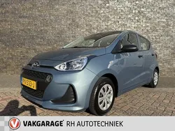 Blauw Gebruikt 2017 Hyundai i10 Hatchback | € 8.550 (Eerlijke prijs)
