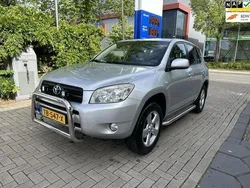 Grijs, metallic lak Gebruikt 2006 Toyota RAV4 Sol SUV | € 8.950 (Eerlijke prijs)