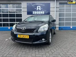 Zwart Gebruikt 2010 Toyota Verso Business Edition MPV | € 5.250 (Goede deal)