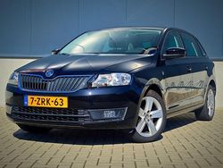 Zwart Gebruikt 2015 Skoda Rapid Style Hatchback | € 7.950 (Iets duurder)