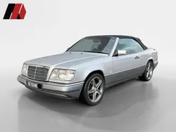 Grijs Gebruikt 1996 Mercedes E200 Cabriolet | € 14.995