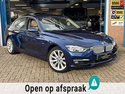 Blauw Gebruikt 2018 BMW 320 Luxury Line Sedan | € 22.950 (Goede deal)