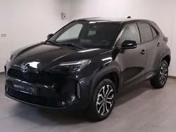 Zwart Gebruikt 2023 Toyota Yaris Cross SUV | € 26.949 (Goede deal)