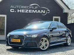 Blauw, metallic lak Gebruikt 2017 Audi A3 S-Line Sedan | € 14.945 (Eerlijke prijs)