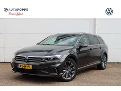 Grijs Gebruikt 2023 VW Passat Business Stationwagen | € 38.750 (Duur)