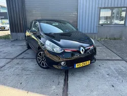 Zwart Gebruikt 2013 Renault Clio IV Expression Hatchback | € 6.299 (Eerlijke prijs)