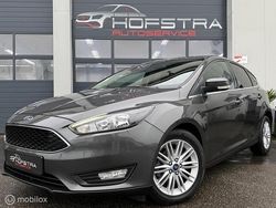 Grijs Gebruikt 2017 Ford Focus Hatchback | € 9.945 (Eerlijke prijs)