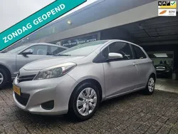 Grijs Gebruikt 2012 Toyota Yaris Hatchback | € 5.450 (Goede deal)