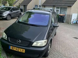 Zwart Gebruikt 2002 Opel Zafira Comfort MPV | € 1.150 (Eerlijke prijs)