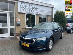 Blauw, metallic lak Gebruikt 2021 Skoda Octavia Business Line Stationwagen | € 21.950 (Eerlijke prijs)