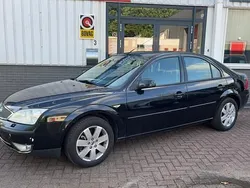 Zwart Gebruikt 2005 Ford Mondeo Futura Hatchback | € 995 (Goede deal)