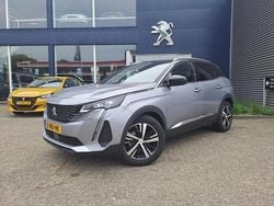 Gebruikt 2024 Peugeot e-3008 GT SUV | € 31.440 (Eerlijke prijs)