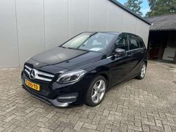 , metallic lak Gebruikt 2017 Mercedes B200 Business MPV | € 19.500 (Eerlijke prijs)
