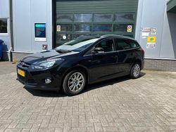 Zwart Gebruikt 2012 Ford Focus Titanium Stationwagen | € 3.000 (Goede deal)