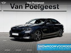 Grijs, metallic lak Nieuw 2025 BMW i5 M Sport Sedan | € 91.693