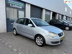 Grijs Gebruikt 2008 VW Polo Comfortline Hatchback | € 4.995 (Eerlijke prijs)