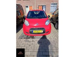 Rood Gebruikt 2010 Citroën C1 Hatchback | € 1.200 (Super prijs)