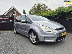 Grijs Gebruikt 2008 Ford S-MAX S MPV | € 1.699 (Goede deal)