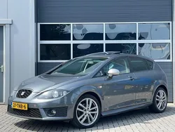 Grijs, metallic lak Gebruikt 2012 Seat Leon FR Hatchback | € 8.950 (Super prijs)