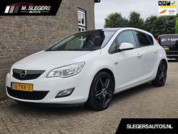 Wit Gebruikt 2012 Opel Astra Sport Hatchback | € 3.999 (Eerlijke prijs)