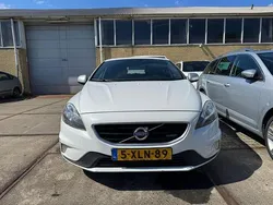Wit Gebruikt 2014 Volvo V40 Business Edition Stationwagen | € 5.350 (Goede deal)