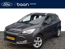 Grijs, metallic lak Gebruikt 2016 Ford Kuga Trend SUV | € 13.950 (Eerlijke prijs)