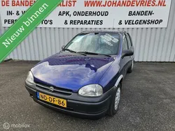 Blauw Gebruikt 1995 Opel Corsa Hatchback | € 1.995