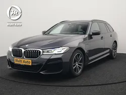 Zwart Gebruikt 2021 BMW 530e M Sport Stationwagen | € 35.840 (Goede deal)