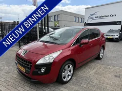 Rood Gebruikt 2011 Peugeot 3008 MPV | € 3.450 (Eerlijke prijs)