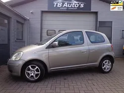 Grijs Gebruikt 2004 Toyota Yaris Sol Hatchback | € 1.850 (Eerlijke prijs)