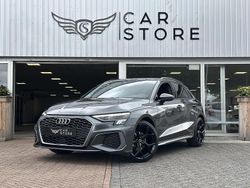 Grijs Gebruikt 2024 Audi A3 Hatchback | € 33.950 (Eerlijke prijs)