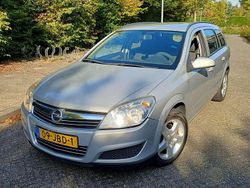 Zilver Gebruikt 2009 Opel Astra Essentia Stationwagen | € 1.450 (Goede deal)