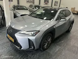 Grijs Gebruikt 2023 Lexus UX 250h Sport Line SUV | € 38.950 (Goede deal)