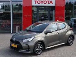 Groen Gebruikt 2020 Toyota Yaris Hybrid Edition Hatchback | € 19.890 (Eerlijke prijs)