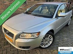 Grijs Gebruikt 2009 Volvo V50 Stationwagen | € 5.750 (Duur)