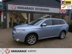 Blauw Gebruikt 2014 Mitsubishi Outlander P-HEV Instyle SUV | € 9.950 (Goede deal)