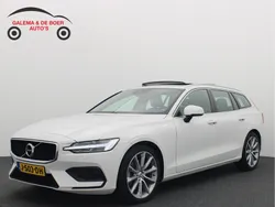 Wit Gebruikt 2020 Volvo V60 Momentum Stationwagen | € 26.183 (Eerlijke prijs)