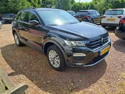 Zwart Gebruikt 2021 VW T-Roc Business SUV | € 25.950 (Goede deal)