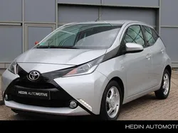 Grijs Gebruikt 2016 Toyota Aygo Hatchback | € 8.945 (Eerlijke prijs)