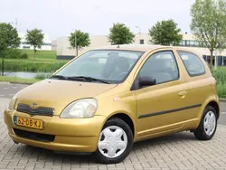 Geel Gebruikt 1999 Toyota Yaris Sol Hatchback | € 1.350 (Goede deal)