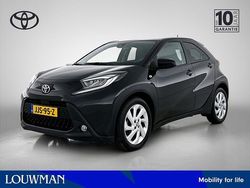 Zwart Gebruikt 2022 Toyota Aygo X Play SUV | € 16.950