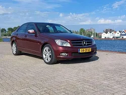 Rood Gebruikt 2008 Mercedes C200 Avantgarde Sedan | € 7.250 (Eerlijke prijs)