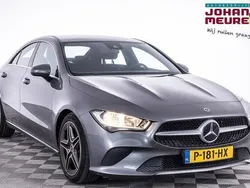 Grijs, metallic lak Gebruikt 2022 Mercedes CLA200 Sedan | € 26.900