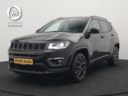 Zwart Gebruikt 2021 Jeep Compass SUV | € 23.740 (Eerlijke prijs)