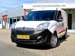 Wit Gebruikt 2017 Opel Combo Edition MPV | € 5.750 (Eerlijke prijs)