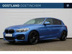 Blauw Gebruikt 2019 BMW 118 Basis Hatchback | € 22.750 (Duur)