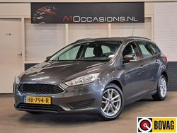 Grijs Gebruikt 2015 Ford Focus Trend Stationwagen | € 5.995 (Eerlijke prijs)